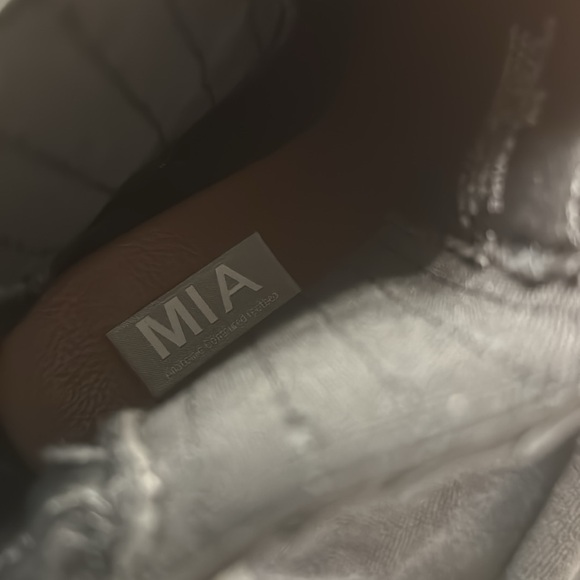 MIA boots - Picture 6 of 6